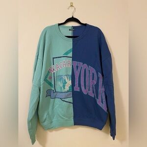 Wild Fable Two-Tone Niagara/York‎ Location Sweatshirt